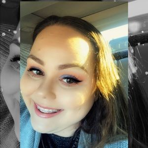 Meet your Posher, Melanie